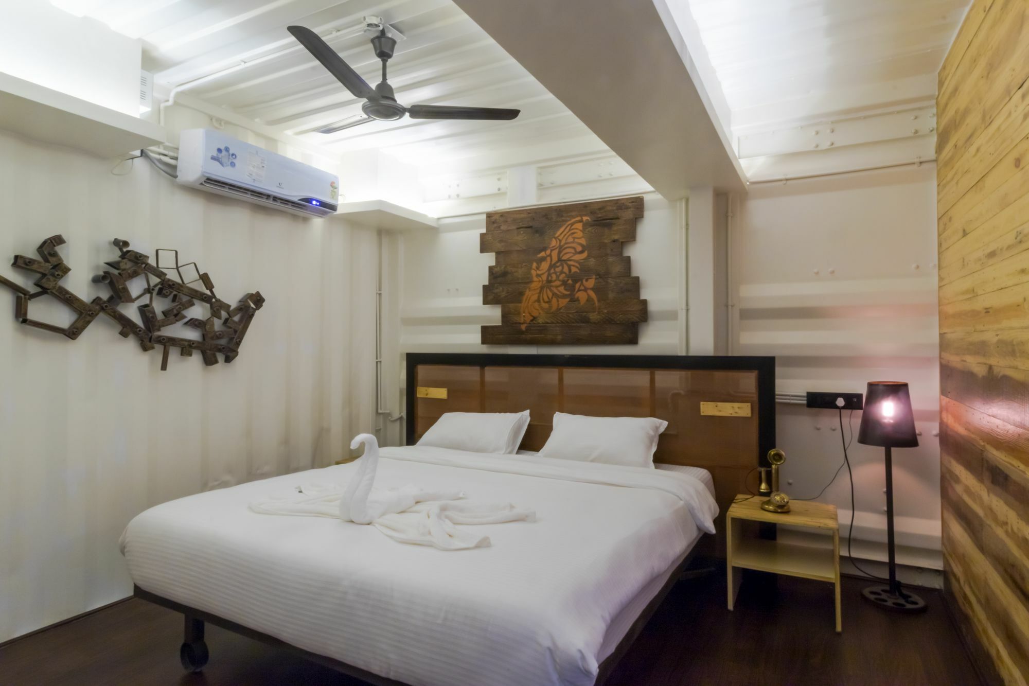 Beach Box Hotel Baga Gosavvy Collection Eksteriør billede